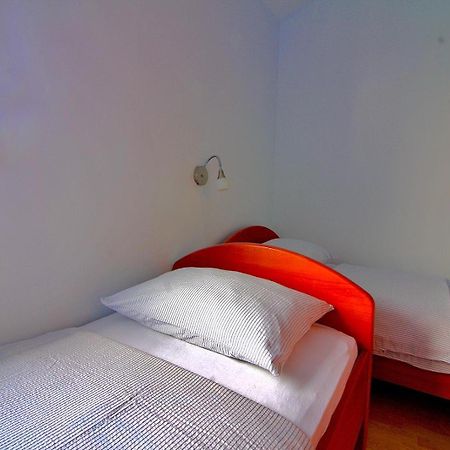 Apartman Maja Pjescana Pjescana Uvala Exterior photo