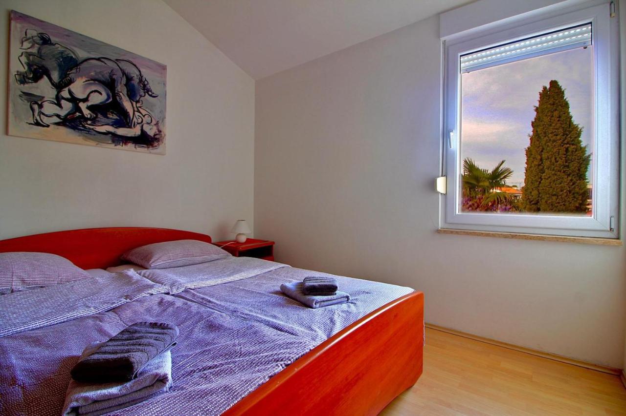 Apartman Maja Pjescana Pjescana Uvala Exterior photo