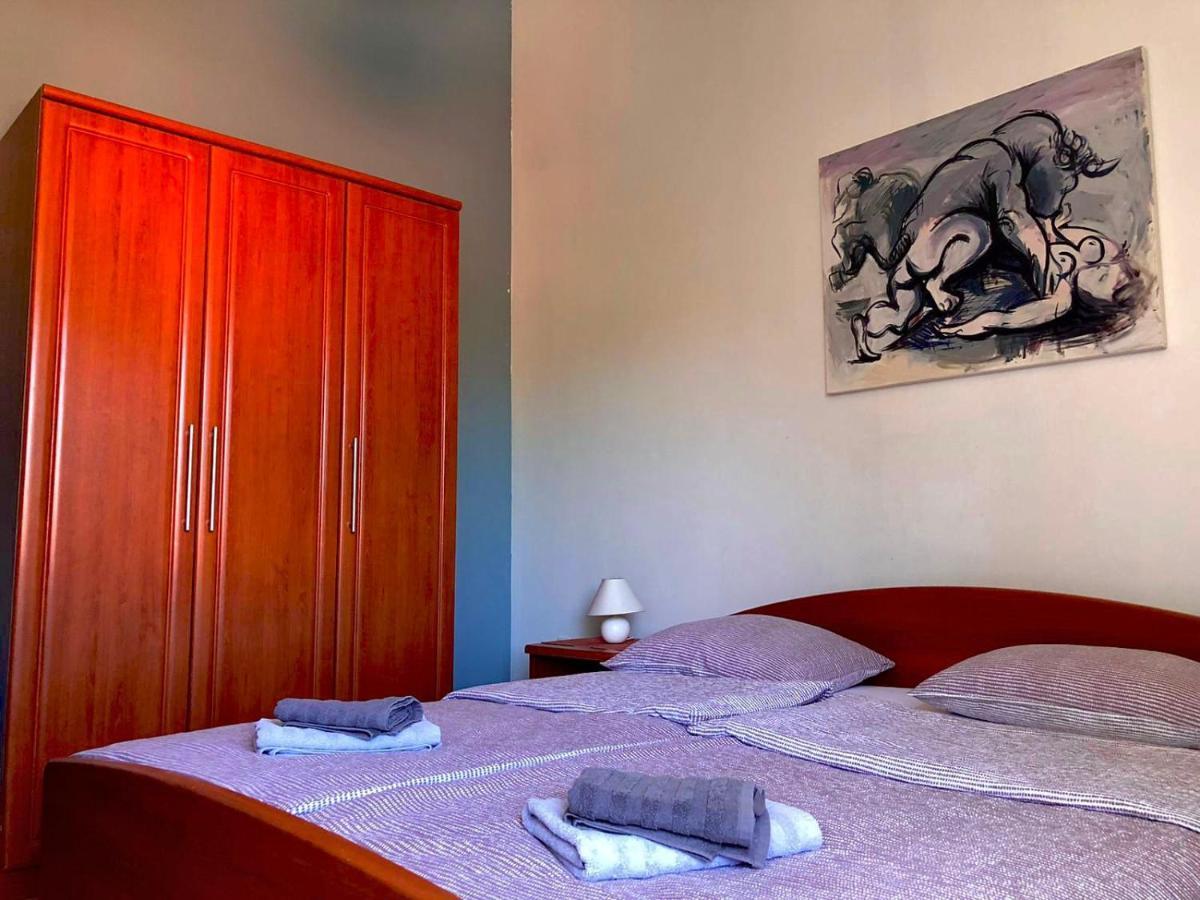 Apartman Maja Pjescana Pjescana Uvala Exterior photo
